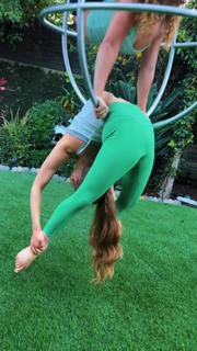 Anna McNulty feet photo thumbnail