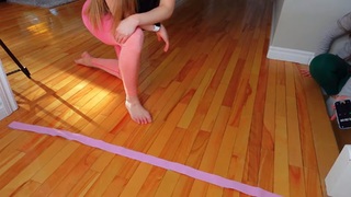 Anna McNulty feet photo thumbnail