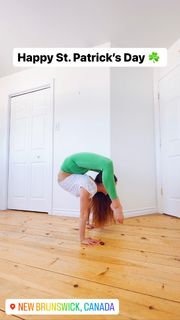 Anna McNulty feet photo thumbnail