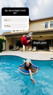 Anna McNulty feet photo thumbnail