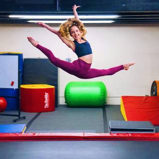 Anna McNulty feet photo thumbnail