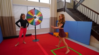 Anna McNulty feet photo thumbnail