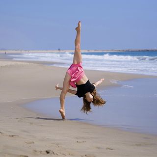 Anna McNulty feet photo 15