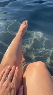 Anna Mello feet photo 9