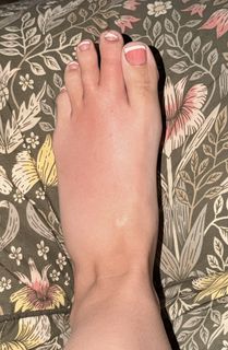 Anna Mello feet photo 16
