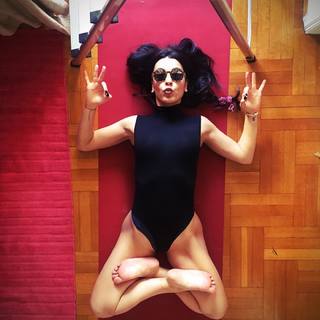 Anna Menenakou feet photo 15