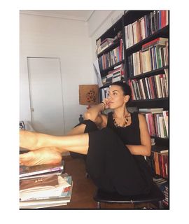 Anna Menenakou feet photo 10
