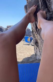 Anna Menenakou feet photo 1
