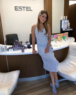Anna Mikhaylovskaya feet photo thumbnail