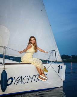 Anna Mikhaylovskaya feet photo thumbnail