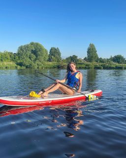 Anna Mikhaylovskaya feet photo thumbnail