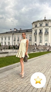 Anna Mikhaylovskaya feet photo thumbnail