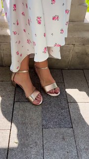 Anna Mikhaylovskaya feet photo thumbnail