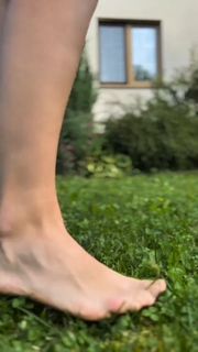 Anna Mikhaylovskaya feet photo thumbnail