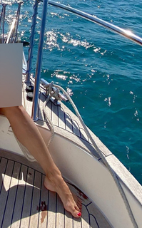 Anna Mikhaylovskaya feet photo thumbnail