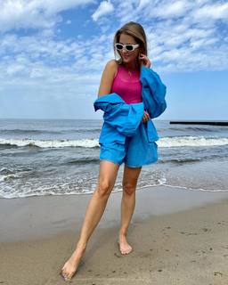 Anna Mikhaylovskaya feet photo thumbnail