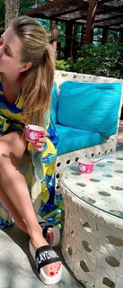 Anna Mikhaylovskaya feet photo thumbnail