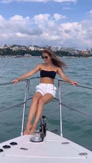 Anna Mikhaylovskaya feet photo thumbnail
