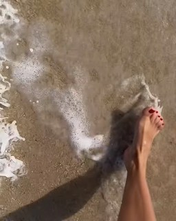 Anna Mikhaylovskaya feet photo thumbnail