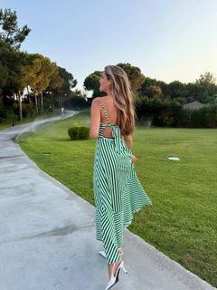 Anna Mikhaylovskaya feet photo thumbnail