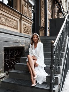 Anna Mikhaylovskaya feet photo thumbnail