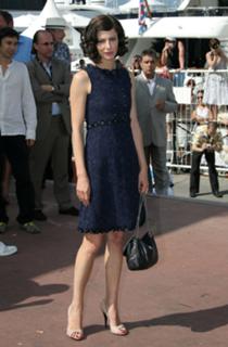 Anna Mouglalis feet photo 14