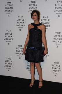 Anna Mouglalis feet photo 12