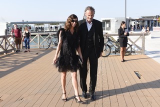 Anna Mouglalis feet photo 17