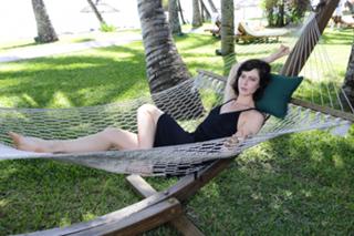 Anna Mouglalis feet photo 9