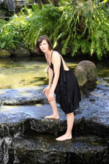 Anna Mouglalis feet photo 2