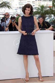 Anna Mouglalis feet photo 14