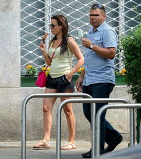 Anna Mucha feet photo thumbnail