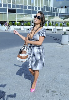 Anna Mucha feet photo thumbnail
