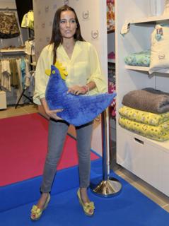 Anna Mucha feet photo thumbnail