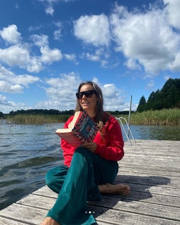 Anna Mucha feet photo thumbnail