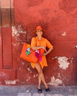 Anna Mucha feet photo thumbnail
