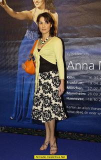 Anna Netrebko feet photo 10