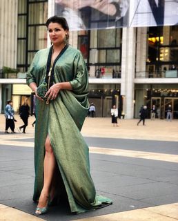 Anna Netrebko feet photo 11