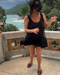 Anna Netrebko feet photo 8