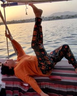 Anna Netrebko feet photo 3