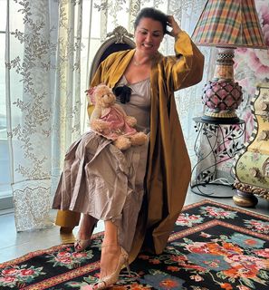 Anna Netrebko feet photo 1