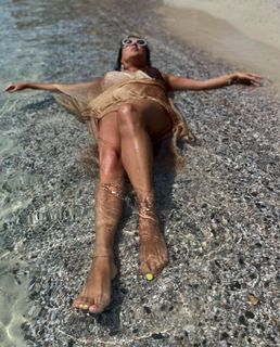 Anna Netrebko feet photo 2