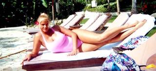 Anna Nicole Smith feet photo thumbnail