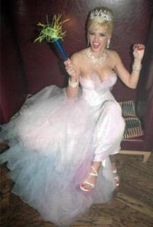 Anna Nicole Smith feet photo thumbnail