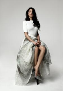Anna Nooshin feet photo 2