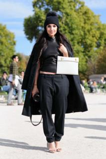 Anna Nooshin feet photo 2