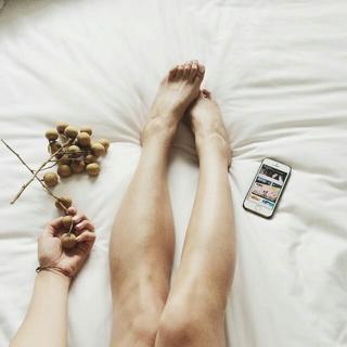 Anna Nooshin feet photo 20
