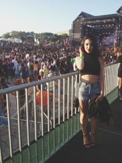 Anna Nooshin feet photo 7