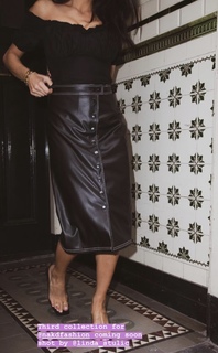 Anna Nooshin feet photo 13