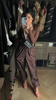 Anna Nooshin feet photo 20